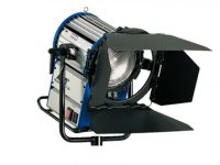 ARRI FRESNEL COMPACT 200W